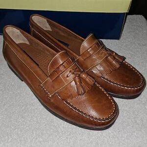 New in Box Giorgio Brutini Leather Loafer Tassels Buckskin Brown Size Mens 10